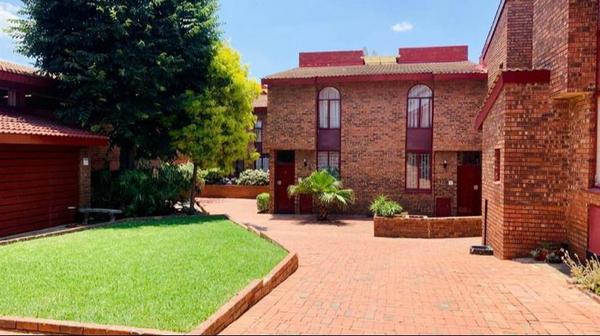 Property For Sale in The Hill, Johannesburg